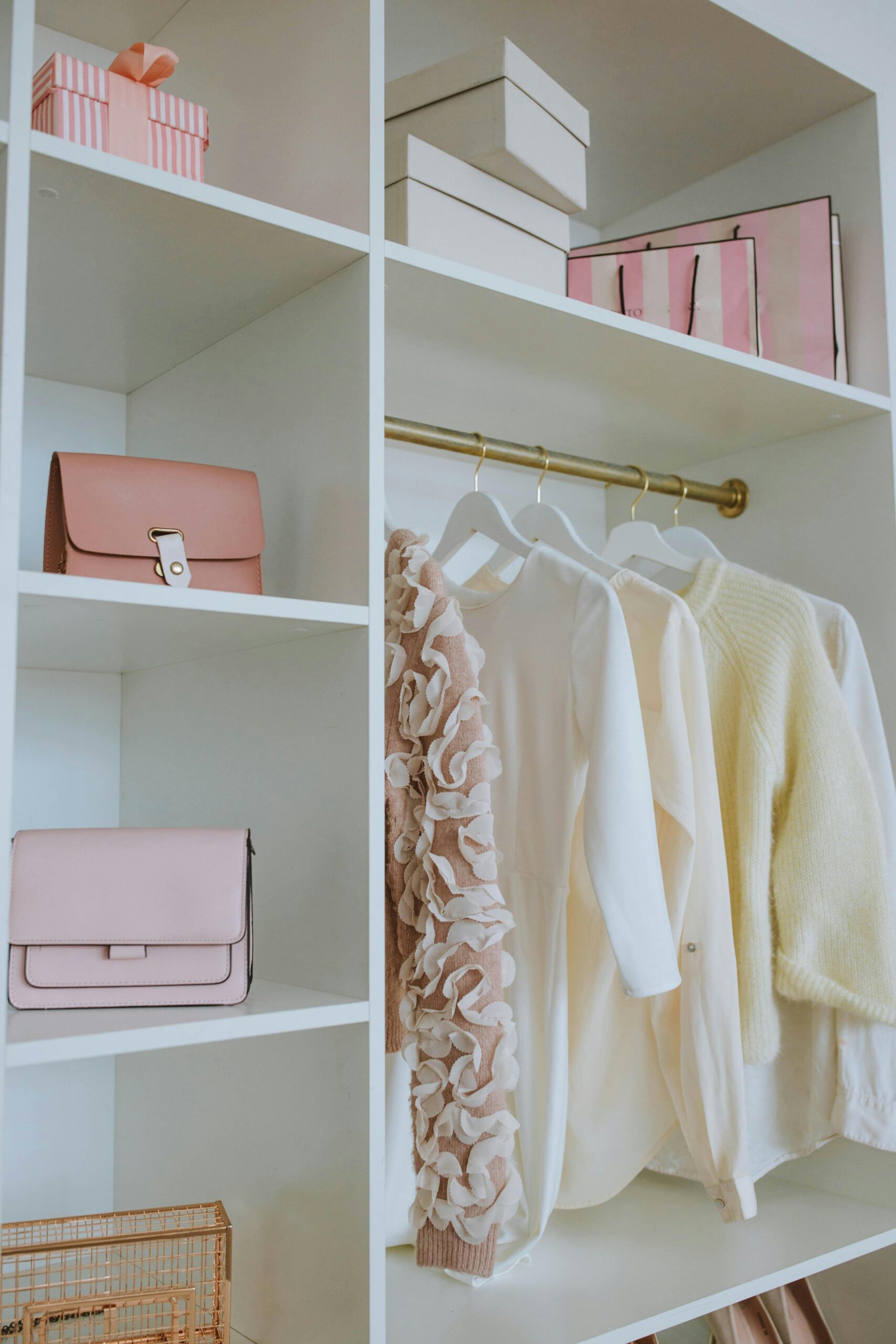 how to clean and organize your closet